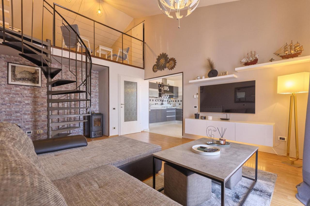 Apartment Rizzi Pula Extérieur photo