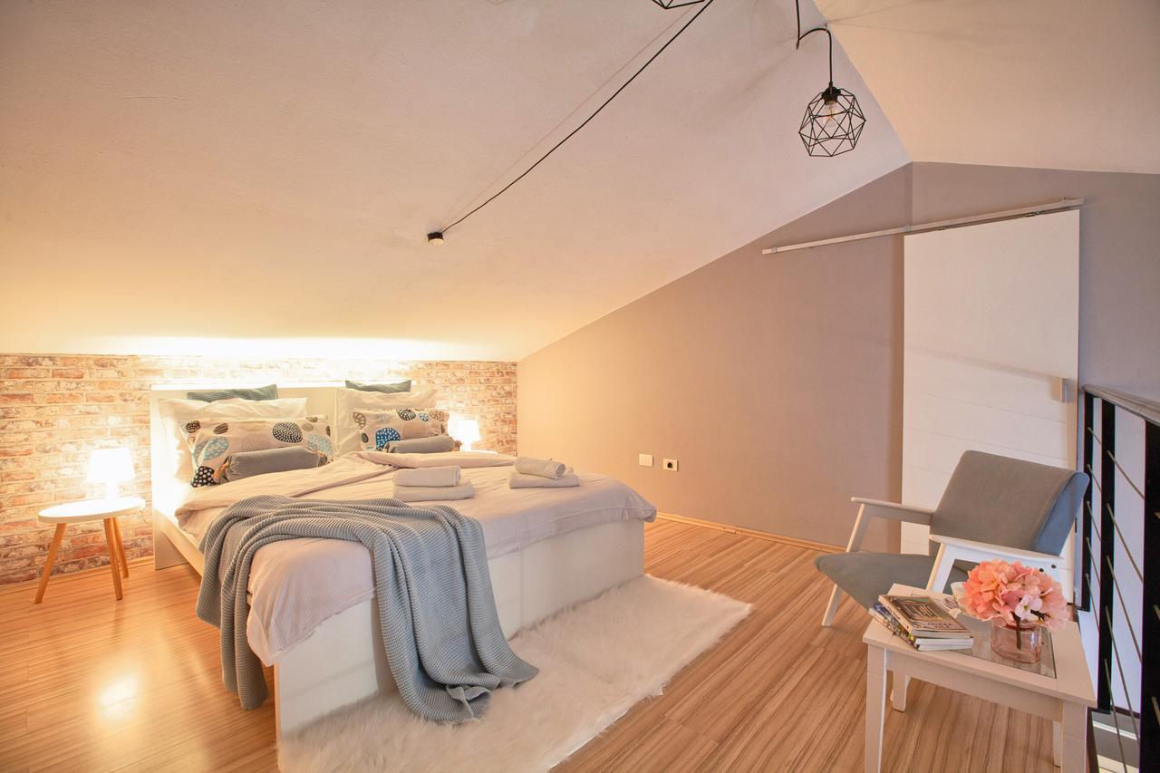 Apartment Rizzi Pula Extérieur photo