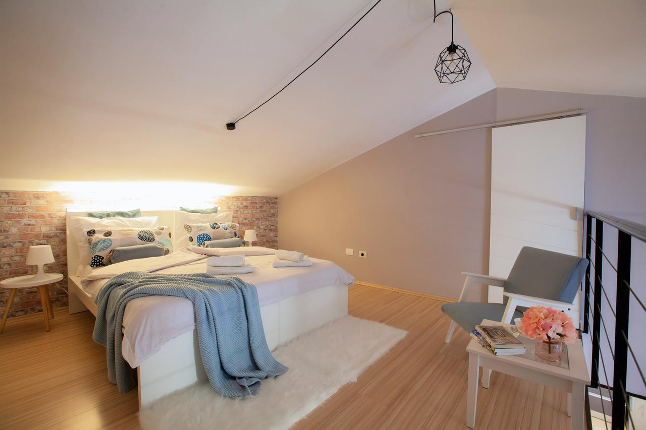 Apartment Rizzi Pula Extérieur photo