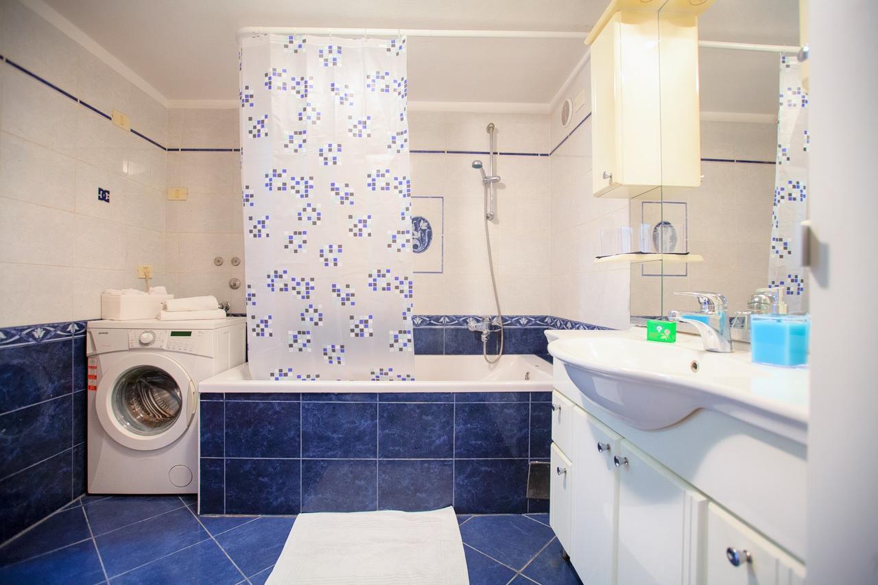 Apartment Rizzi Pula Extérieur photo